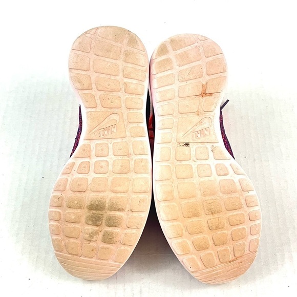Nike Roshe One Flyknit Sneakers - Size 6 - Picture 7 of 8
